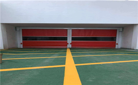 1623029337139978.jpg 快速卷帘门 抗风 (2).jpg